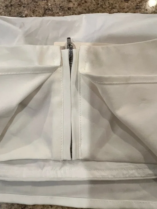 Love Bonito Veera Padded Cropped Tank Top White Size L NWT - Picture 9 of 9